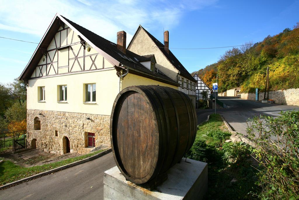 Ferienwohnung Weingut Kloster Pforta Наумбург Стая снимка
