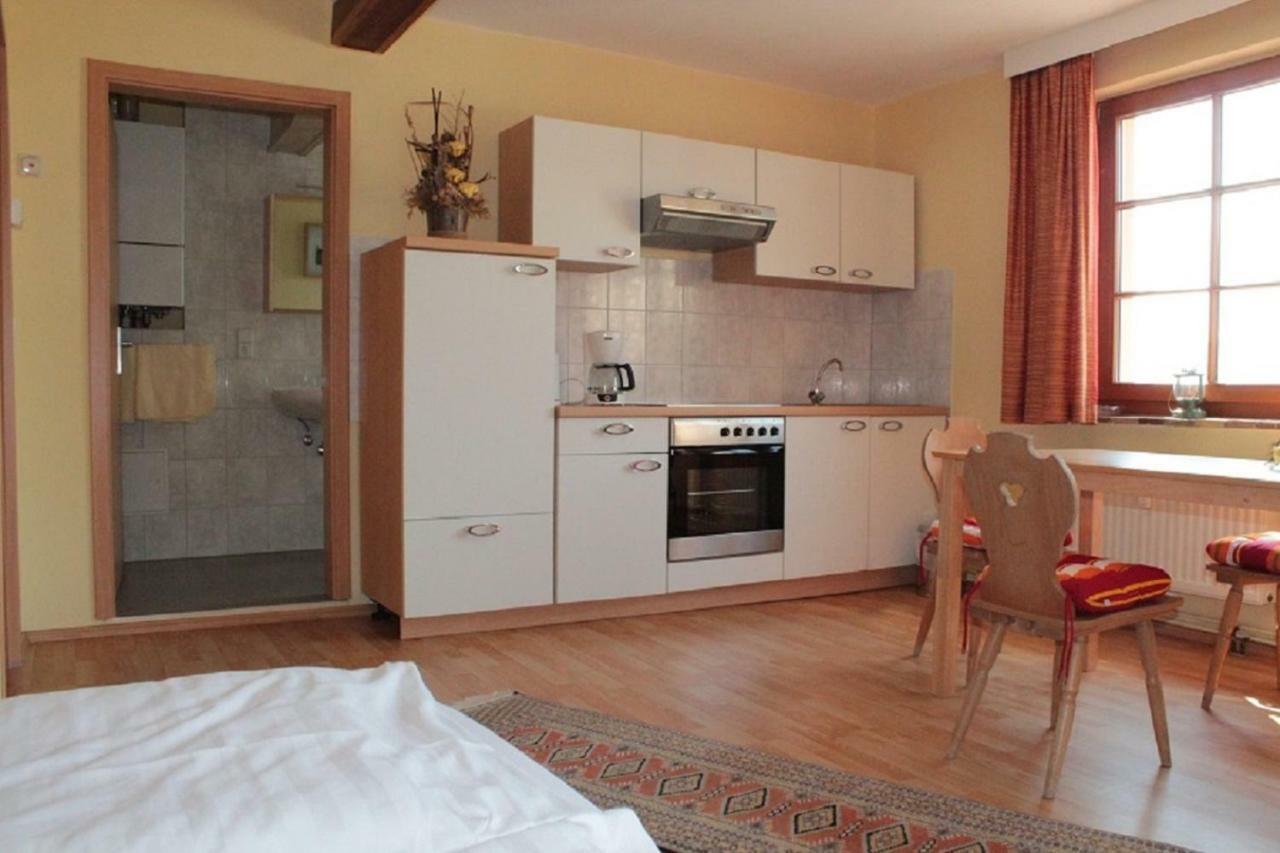 Ferienwohnung Weingut Kloster Pforta Наумбург Екстериор снимка
