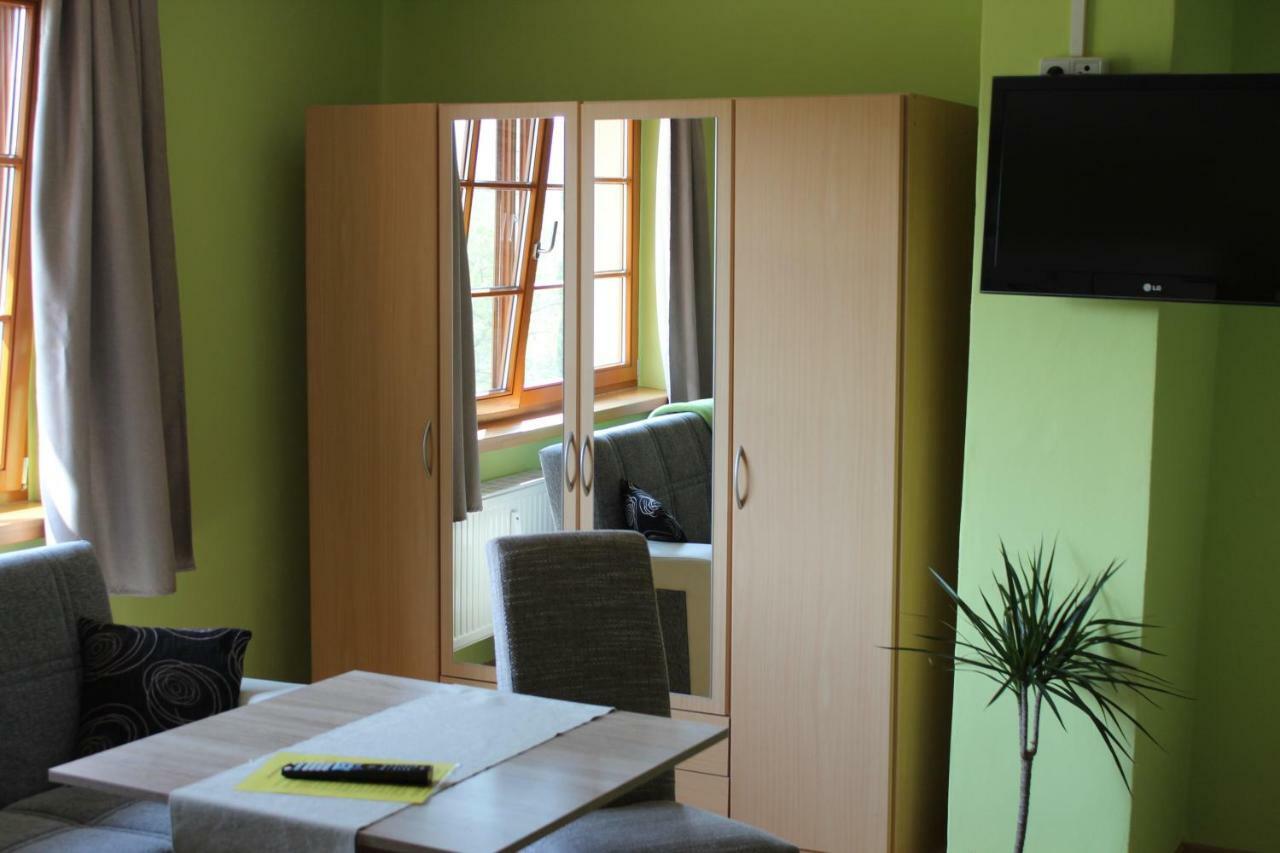 Ferienwohnung Weingut Kloster Pforta Наумбург Екстериор снимка